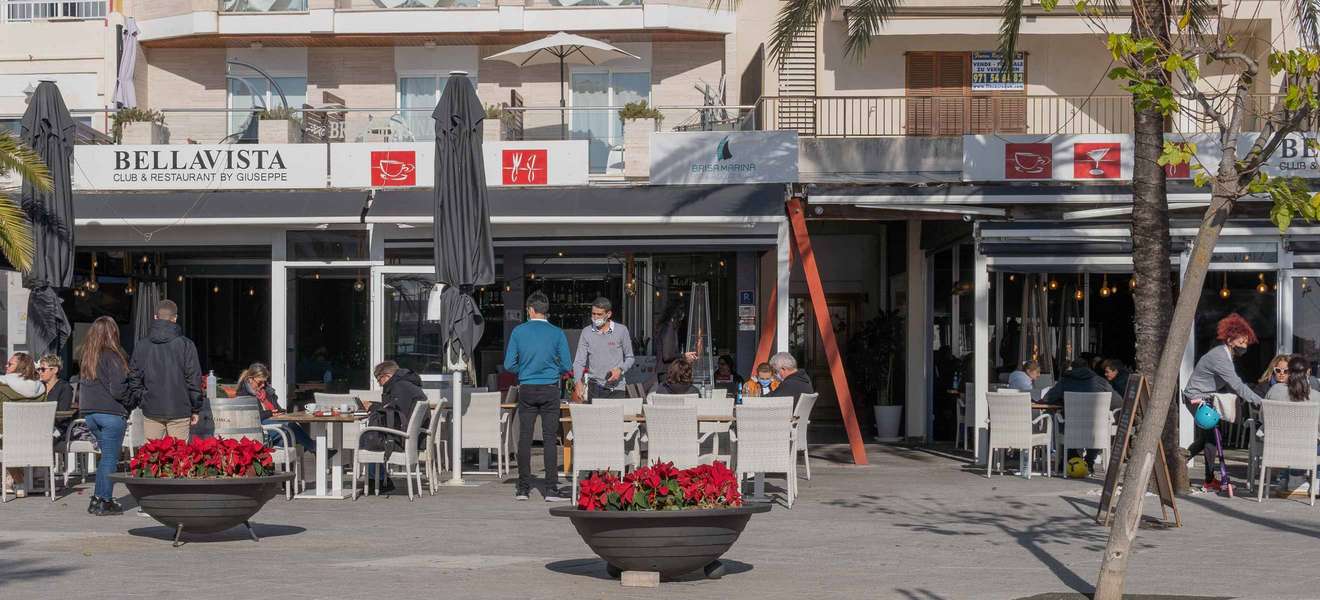 Corona: Mallorca öffnet Gastronomie