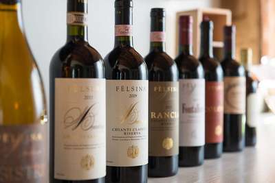 Sehr bekannt ist der »Fontalloro« des Weinguts Fèlsina.