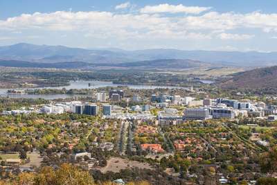 3. Canberra, Australien