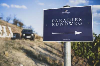 Land Rover Defender Weingut Korrell