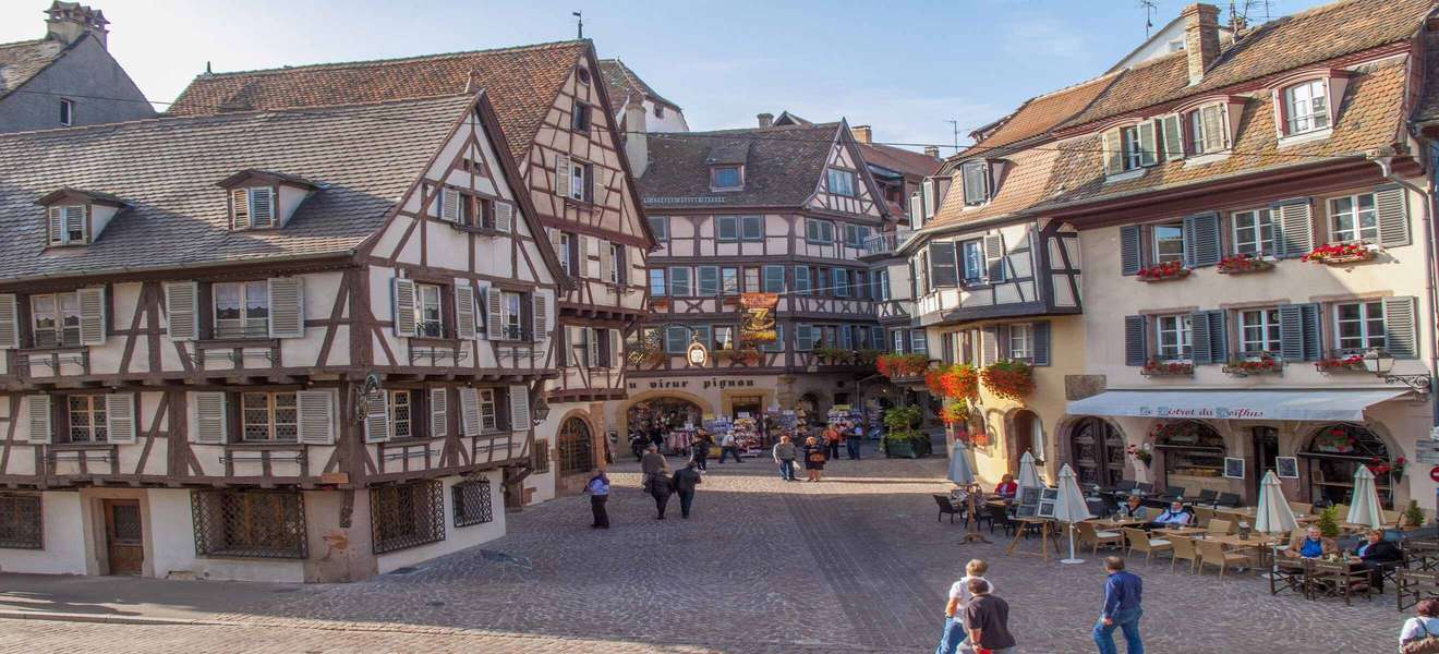 Blick auf die historische Altstadt Colmars im Elsass