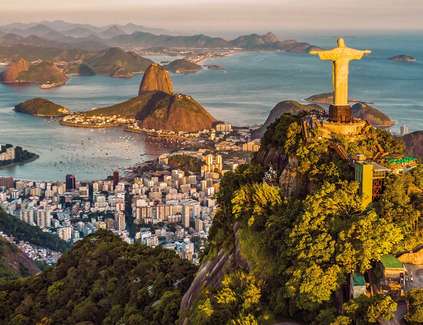 Pulsierende Metropole an der Guanabara-Bucht: Rio de Janeiro. / © Shutterstock