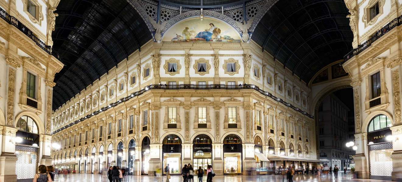 Die Galleria Vittorio -Emanuele II ist die älteste Shoppingmall der Welt und beherbergt heute Luxusboutiquen und ein Sieben-Sterne-Hotel.