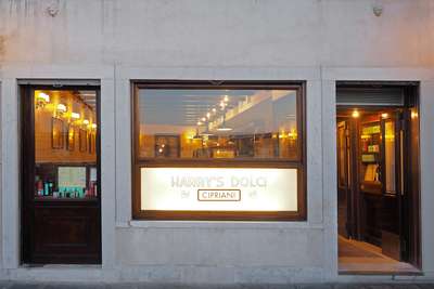 Harrys Dolci Restaurant