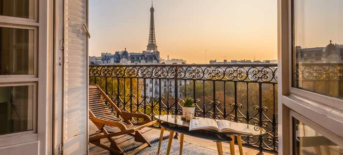 In Paris eröffnen gleich zwei neue Hotels, die man sich nicht entgehen lassen sollte.