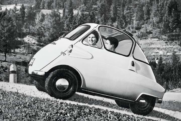 Minimal-Automobil: Der BMW Isetta war für viele das erste Vehikel mit Dach über dem Kopf.