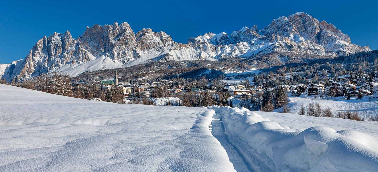 Freude in Cortina: Die Kleinstadt in den Dolomiten wird Gastgeber zahlreicher Sportevents im Winter.