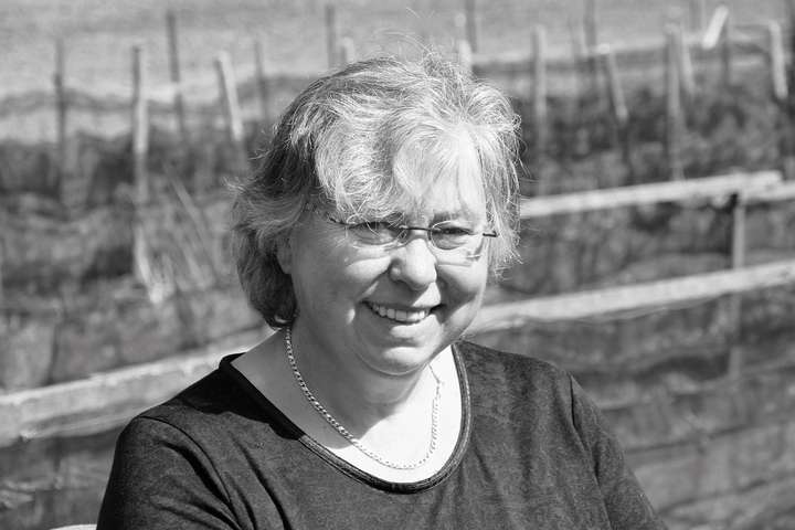Rita Goller züchtet  Schnecken auf der  Schwäbischen Alb.