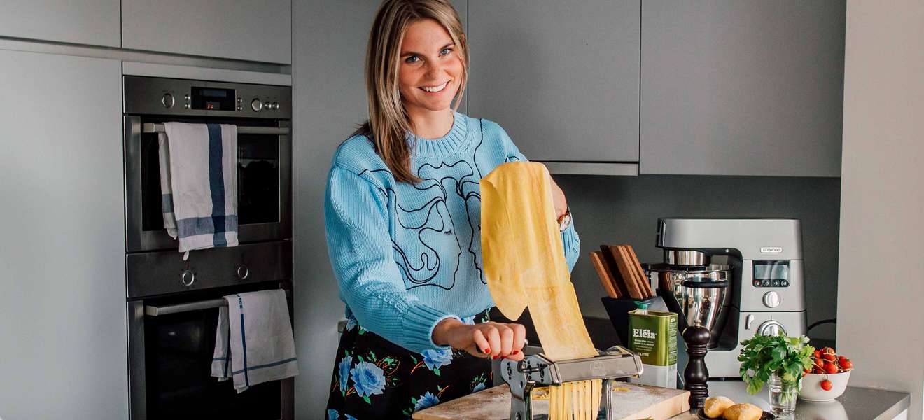 »Ana+Nina«-Food-Bloggerin und TV-Köchin Anastasia Lammer präsentiert ihr erstes Kochbuch